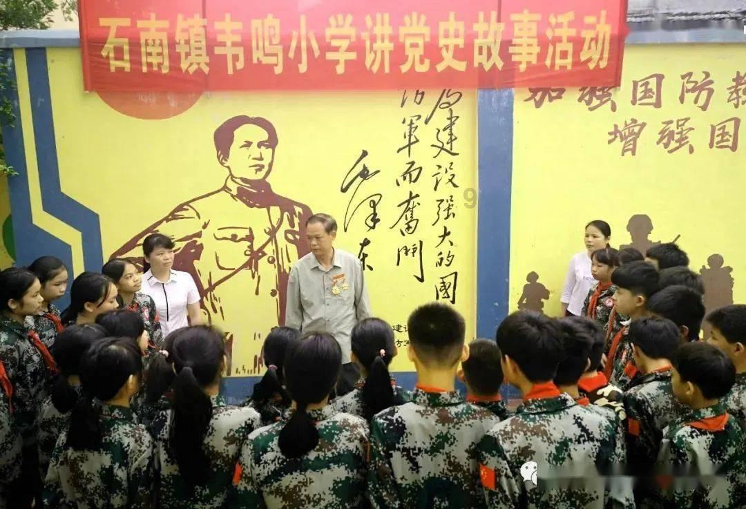 知道前女友有困难，你要伸手帮忙吗？游戏画面