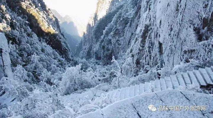 逃离沙漠建筑